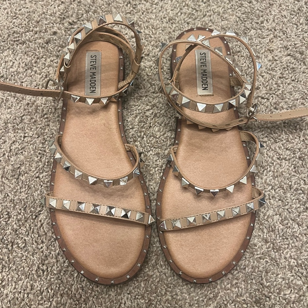 Steve Madden Tan Studded Sandals